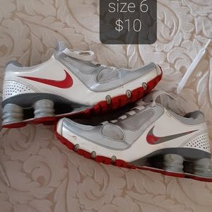Nike shocks